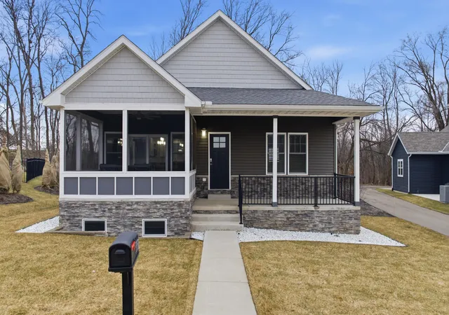 1st image of 3331 Blarney Dr, South Bend, IN 46628 | MLS# 69026007321