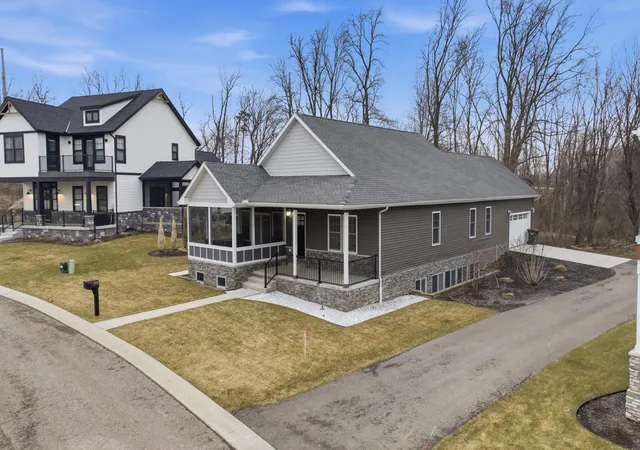 2nd image of 3331 Blarney Dr, South Bend, IN 46628 | MLS# 69026007321