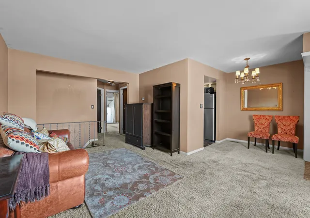 Homes for sale in South Lyon, MI | 25140 Potomac Dr, South Lyon, MI 48178