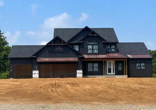 Photo 1 of Single family home for sale at 8090 W Pq Ave, Kalamazoo, MI 49009 | MLS# 66026007364 | Listing updated on 2026-07-29