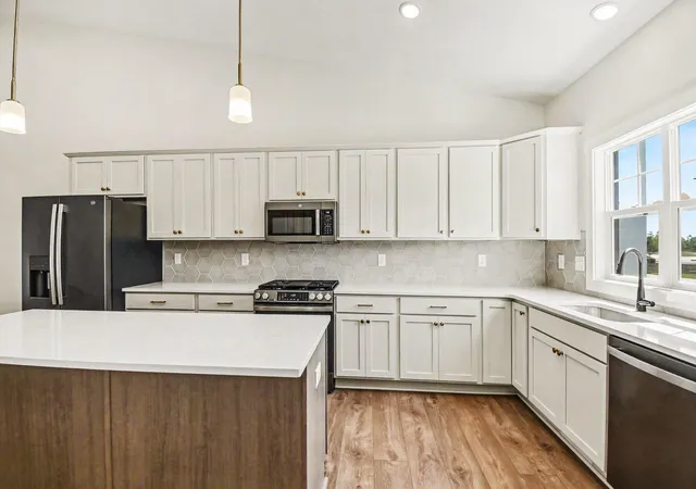 5th image of 2835 W Cobblestone Ct Se #15, Grand Rapids, MI 49512 | MLS# 65026007392