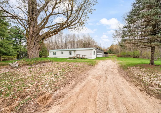 1st image of 22132 15th Ave, Sears, MI 49679 | MLS# 72026007451