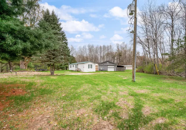 5th image of 22132 15Th Ave, Sears, MI 49679 | MLS# 72026007451