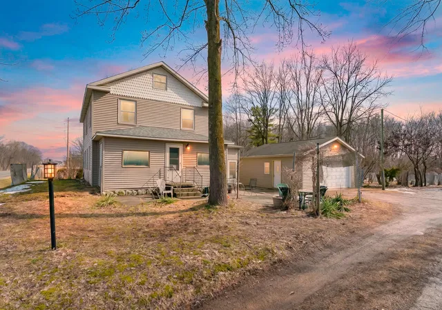 69th image of 35553 M 43, Paw Paw, MI 49079 | MLS# 66026007559
