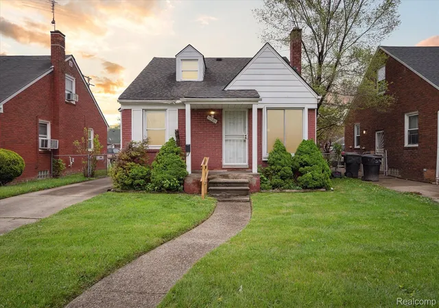 Photo 3 of Single family home for sale at 11908 Roxbury St, Detroit, MI 48224 | MLS# 20261013113 | Listing updated on 2026-08-27