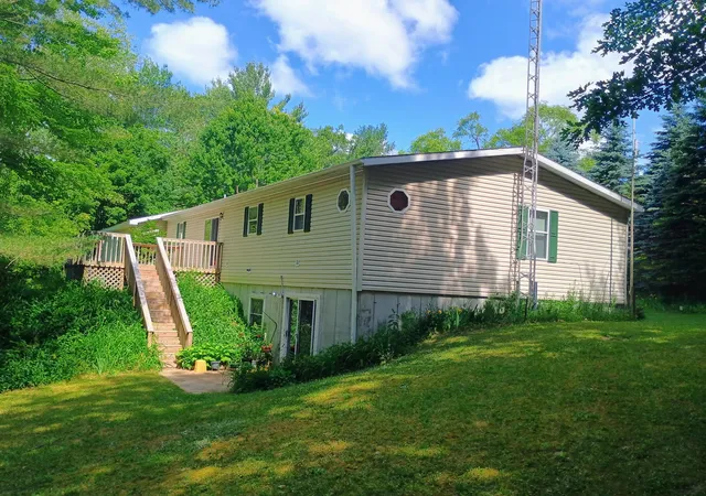Photo 2 of Single family home for sale at 167 Mill Rd, Blanchard, MI 49310 | MLS# 72026007608 | Listing updated on 2026-09-01