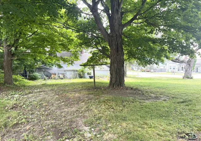 5th image of 313 W 6Th St, Evart, MI 49631 | MLS# 72026007628