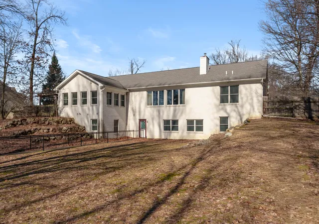 2nd image of 7625 Timberview Ave, Kalamazoo, MI 49009 | MLS# 66026007701