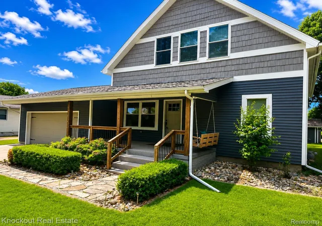 Homes for sale in Frankenmuth, MI | 140 W Jefferson St, Frankenmuth, MI 48734 | MLS# 20261013319