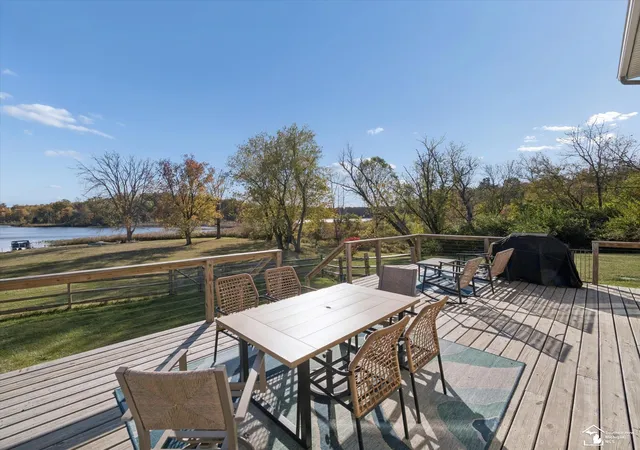 Photo 2 of Single family home for sale at 7302 N Lakeview Dr, Hillsdale, MI 49242 | MLS# 57050200632 | Listing updated on 2026-08-31