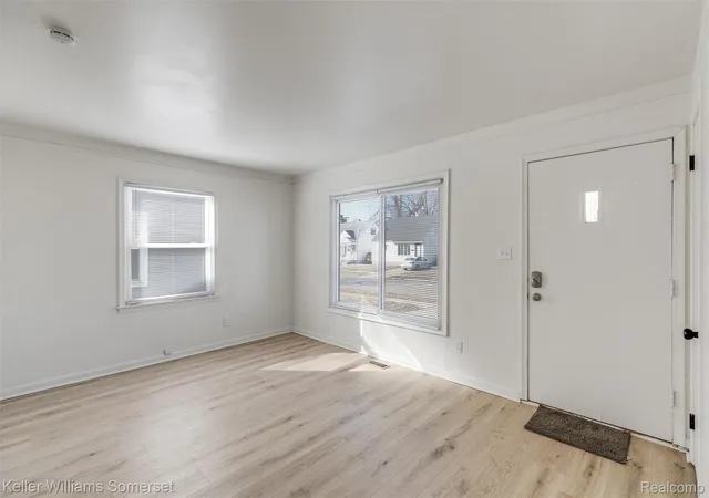 Photo 4 of Single family home for sale at 24840 Lauren Ave, Warren, MI 48089 | MLS# 20261013776 | Listing updated on 2026-07-27