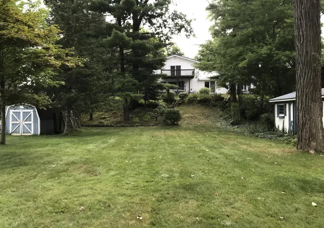 4th image of 4253 Indian Iss, Battle Creek, MI 49017 | MLS# 66026008010