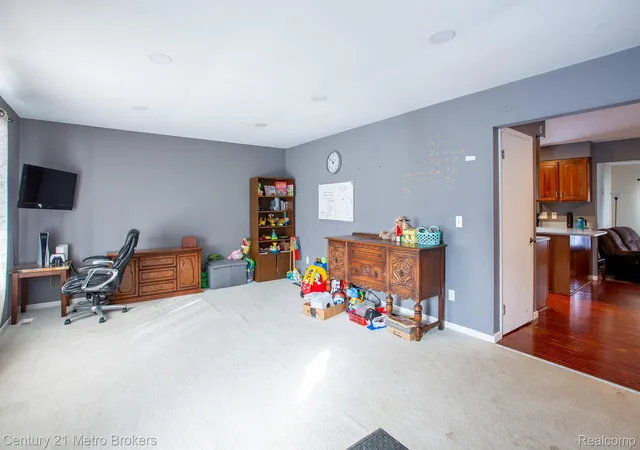 Homes for sale in Grand Blanc, MI | 6101 Belsay Rd, Grand Blanc, MI 48439 | MLS# 20261013895
