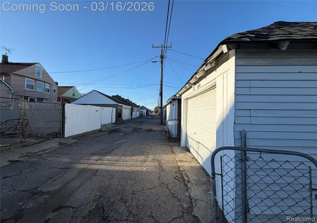5th image of 12091 Sobieski St, Hamtramck, MI 48212 | MLS# 20261014005