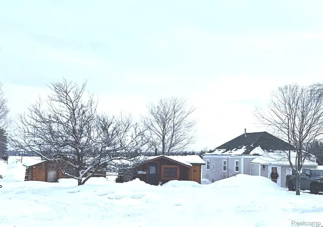 41st image of 4700 Oden Rd #1, Alanson, MI 49706 | MLS# 20261014129