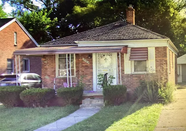 1st image of 15724 Fielding St, Detroit, MI 48223 | MLS# 20261014230