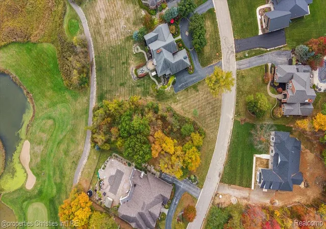 2nd image of 1933 Shane Ct, Oxford, MI 48370 | MLS# 20261014301