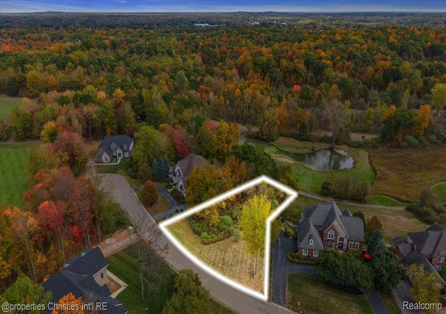 4th image of 1933 Shane Ct, Oxford, MI 48370 | MLS# 20261014301