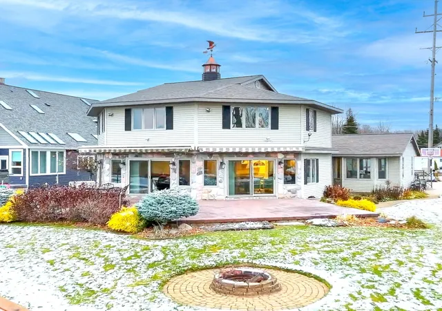4th image of 4690 Birchcrest Dr, Lake Township Roscommon, MI 48629 | MLS# 77080065890