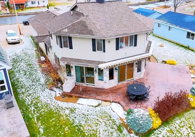 5th image of 4690 Birchcrest Dr, Lake Township Roscommon, MI 48629 | MLS# 77080065890