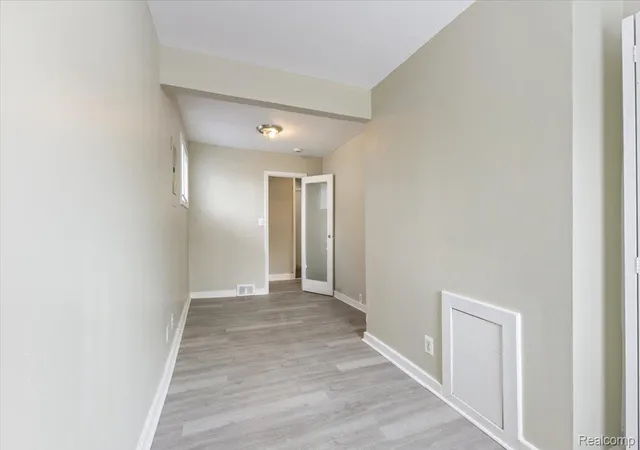4th image of 6808 Fisher Ave, Warren, MI 48091 | MLS# 20261014377