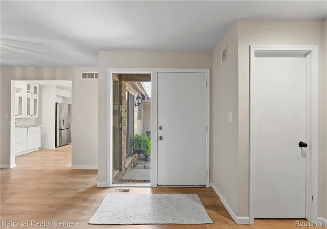 Photo 3 of Condo for sale at 7103 Pebble Park Dr, West Bloomfield, MI 48322 | MLS# 20261014393 | Listing updated on 2026-09-13