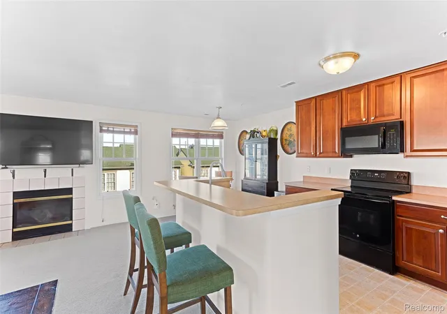 Photo 3 of Condo for sale at 208 Amys Walk, Auburn Hills, MI 48326 | MLS# 20261014396 | Listing updated on 2026-08-25