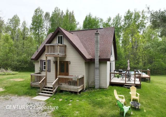 2nd image of 150 E Winegars Rd, Gladwin, MI 48624 | MLS# 5050200970