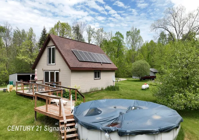 5th image of 150 E Winegars Rd, Gladwin, MI 48624 | MLS# 5050200970