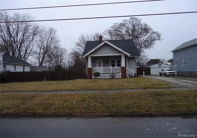 Homes for sale in Saginaw, MI | 2274 N Carolina St, Saginaw, MI 48602 | MLS# 20261014562