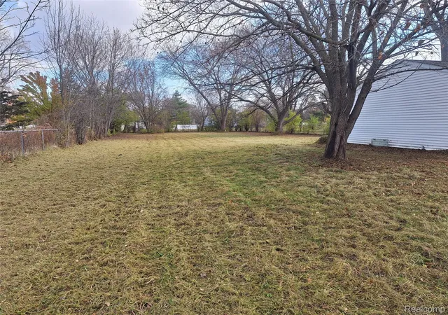 Homes for sale in Saginaw, MI | 2274 N Carolina St, Saginaw, MI 48602 | MLS# 20261014562