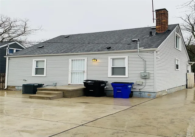 Photo 3 of Single family home for sale at 17103 Patton St, Detroit, MI 48219 | MLS# 20261014636 | Listing updated on 2026-08-19