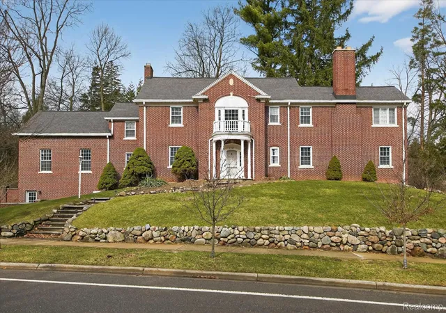 Photo 1 of Mansion for sale at 2307 Hill St, Ann Arbor, MI 48104 | MLS# 20261014653 | Listing updated on 2026-09-12