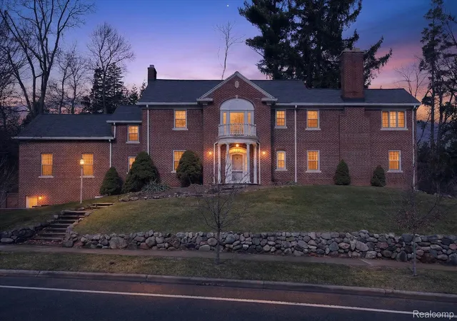 Photo 2 of Mansion for sale at 2307 Hill St, Ann Arbor, MI 48104 | MLS# 20261014653 | Listing updated on 2026-09-12