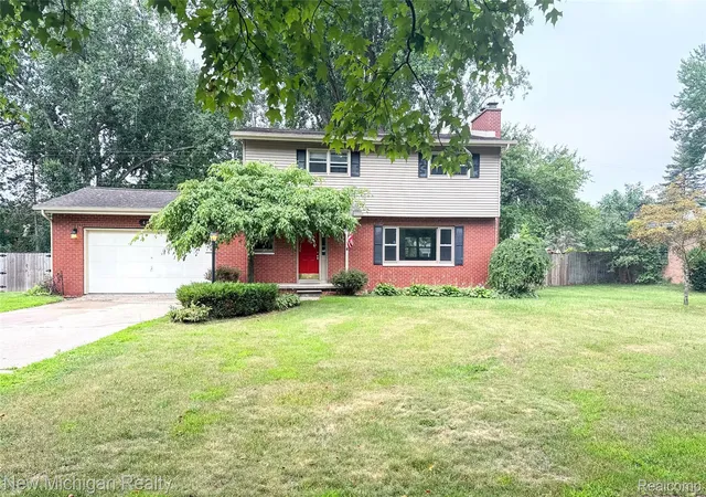 1st image of 4609 W Wackerly St, Midland, MI 48640 | MLS# 20261014864