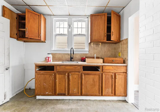 5th image of 19471 Dwyer St, Detroit, MI 48234 | MLS# 20261015035