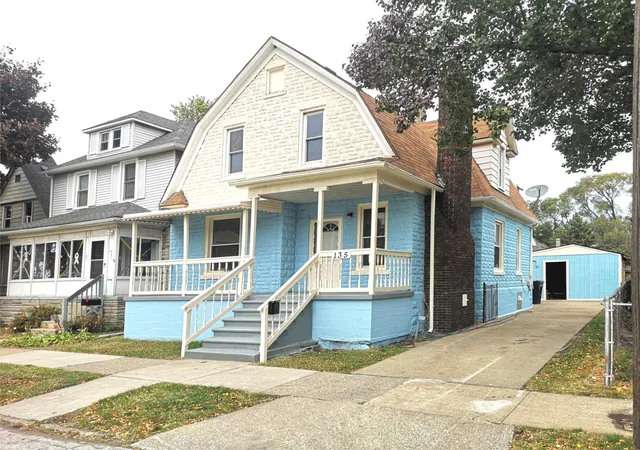 Homes for sale in River Rouge, MI | 135 Batavia St, River Rouge, MI 48218 | MLS# 81026008806