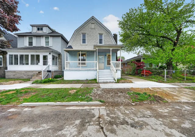 Homes for sale in River Rouge, MI | 135 Batavia St, River Rouge, MI 48218 | MLS# 81026008806