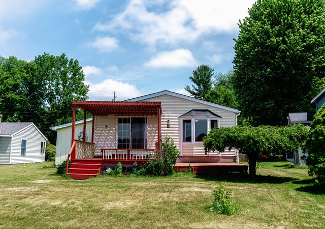 1st image of 12515 S Rosemary Ave, Grant, MI 49327 | MLS# 72026008849