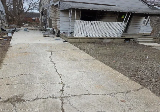 2nd image of 8656 & 8560 Farmbrook St, Detroit, MI 48224 | MLS# 20261015214