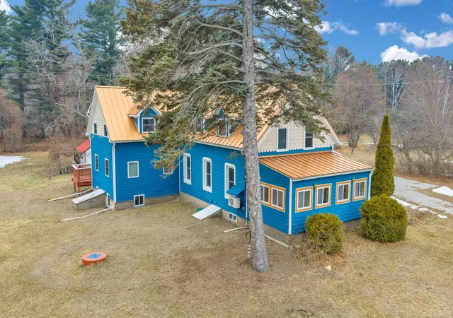 Photo 2 of Single family home for sale at 4358 Lakeshore Rd, Lexington, MI 48450 | MLS# 58050201195 | Listing updated on 2026-09-10