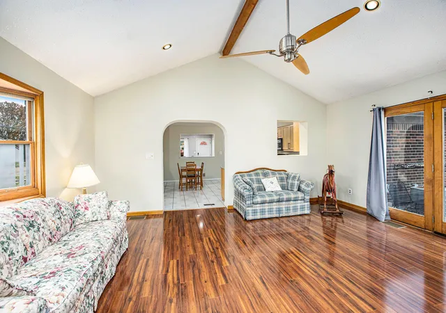 4th image of 1567 Marlowe St, Canton, MI 48187 | MLS# 81026008989