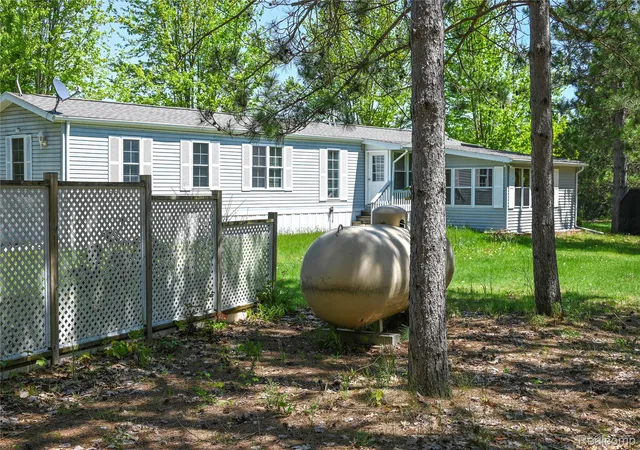 5th image of 1094 Blamer Rd, Fairview, MI 48621 | MLS# 20261015388