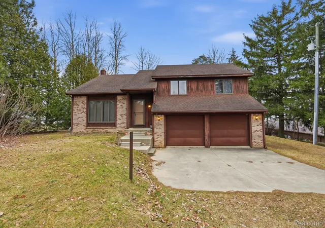 Homes for sale in Deckerville, MI | 5436 N Lakeshore Rd, Deckerville, MI 48427 | MLS# 20261015393