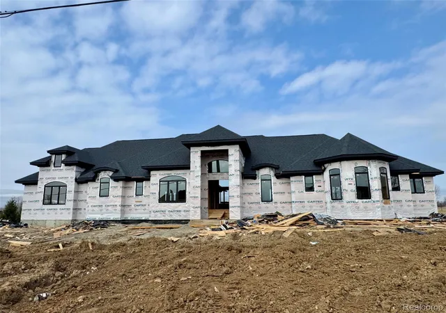 Photo 1 of Single family home for sale at 6281 31 Mile Rd, Washington, MI 48095 | MLS# 20261015422 | Listing updated on 2026-07-24