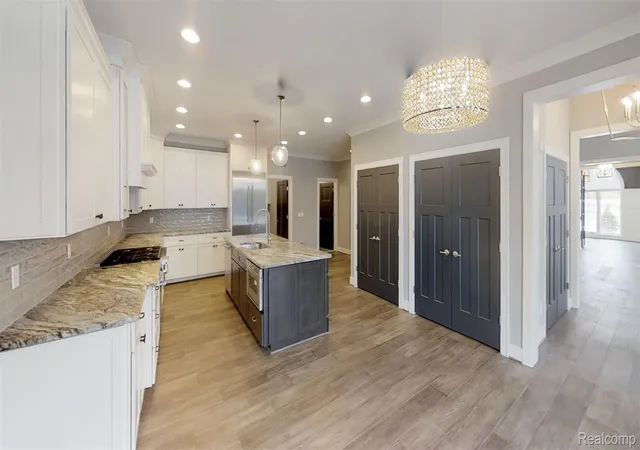 Photo 3 of Condo for sale at 2515 Barberry Dr #21, Shelby Township, MI 48316 | MLS# 20261015437 | Listing updated on 2026-07-06