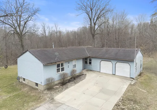 Photo 1 of Single family home for sale at 10172 Us Hwy 12, New Buffalo, MI 49117 | MLS# 69026009041 | Listing updated on 2026-09-04
