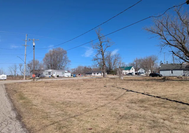 4th image of Se Main St, Turner, MI 48765 | MLS# 77080066015