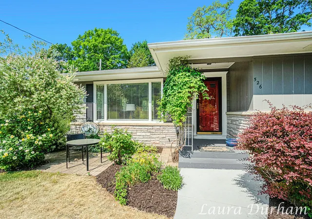 Photo 3 of Single family home for sale at 526 Butler St, Saugatuck, MI 49453 | MLS# 71026009141 | Listing updated on 2026-09-10