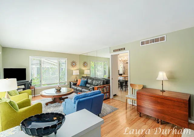 Photo 3 of Single family home for sale at 526 Butler St, Saugatuck, MI 49453 | MLS# 71026009141 | Listing updated on 2026-09-10